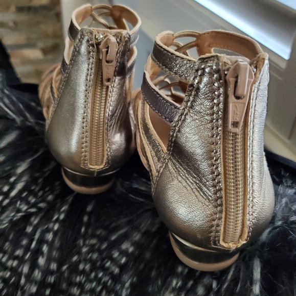 Earth Ladylike Gunmetal Gladiator Sandals 7M - Picture 4 of 7